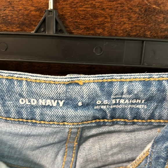 Women’s Shorts - Picture 4 of 5